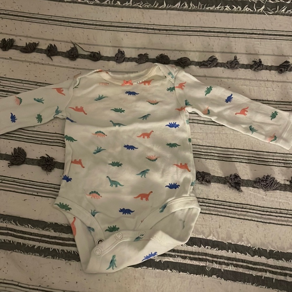 Long sleeve dinosaur ounsie